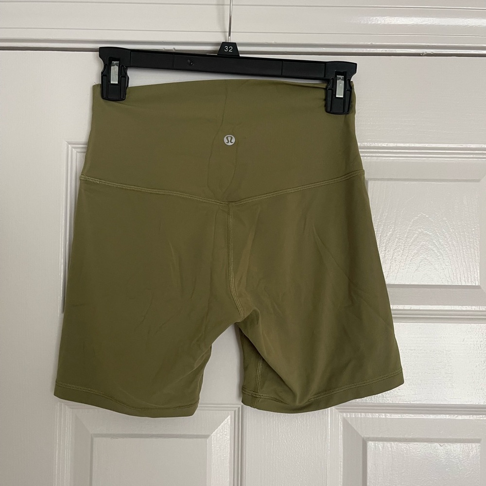Lululemon Align Short.